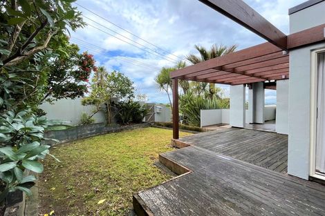 Photo of property in 1a Sycamore Drive, Sunnynook, Auckland, 0620