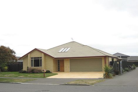 Photo of property in 83 Broadhaven Avenue, Parklands, Christchurch, 8083