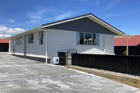 Photo of property in 61 Hume Street, Waitara, 4320