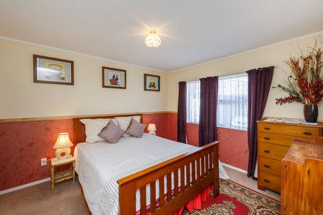 Photo of property in 1 Bryant Street, Takaro, Palmerston North, 4412