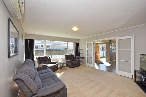 Photo of property in 28 Great North Road, Winton, 9720