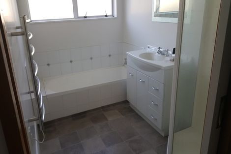 Photo of property in 7 North Street, Petone, Lower Hutt, 5012