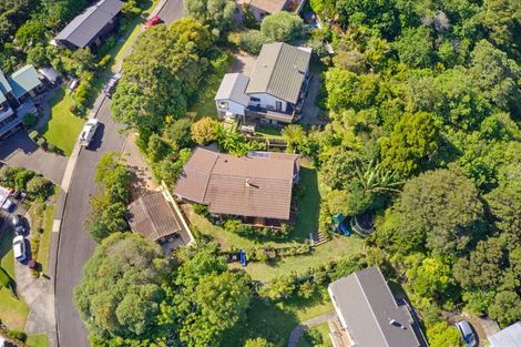 Photo of property in 6 Punga Place, Whitianga, 3510