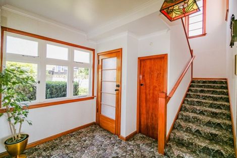 Photo of property in 2 Rodney Street, Durie Hill, Whanganui, 4500