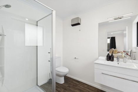 Photo of property in 12 Hebbard Court, Albert Town, Wanaka, 9305