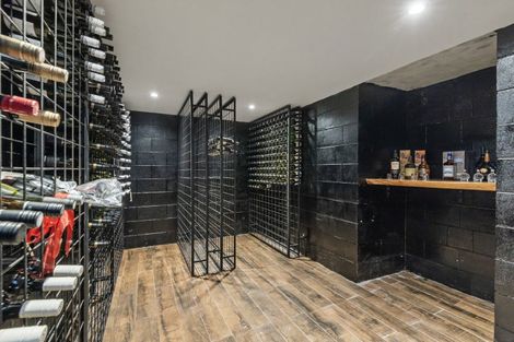 Photo of property in 255 Clifton Road, Whitford, Howick, 2571