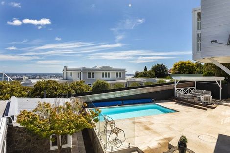 Photo of property in 81a Dyers Pass Road, Cashmere, Christchurch, 8022