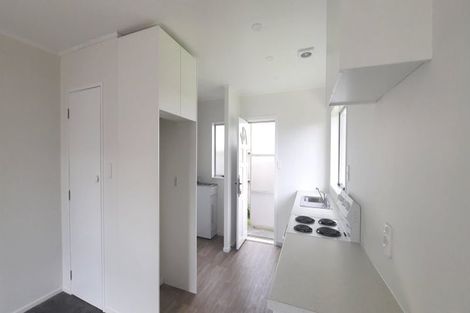 Photo of property in 85 Astley Avenue, New Lynn, Auckland, 0600