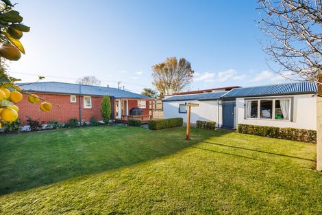 Photo of property in 10 Slacks Road, Awapuni, Palmerston North, 4412