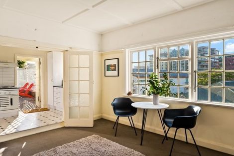 Photo of property in 22a Clifton Terrace, Kelburn, Wellington, 6012