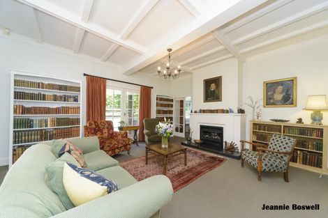 Photo of property in 220 Victoria Avenue, Hokowhitu, Palmerston North, 4410