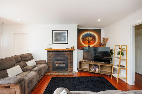 Photo of property in 16 Thomson Street, West End, Palmerston North, 4412