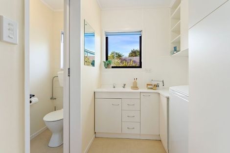 Photo of property in 27 Waimea Road, Waikanae Beach, Waikanae, 5036