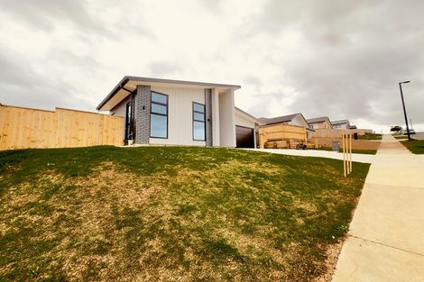 Photo of property in 10 Viv Green Place, Pokeno, 2402