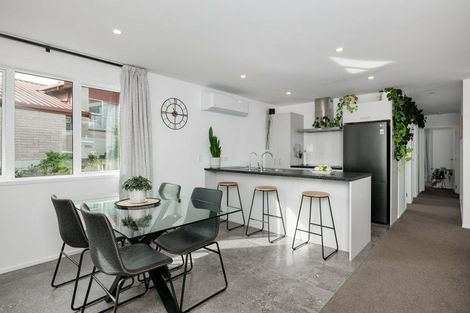 Photo of property in 12a Waterview Place, Haruru, 0204