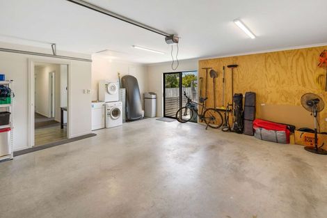 Photo of property in 28 Poynter Place, Tawhero, Whanganui, 4501