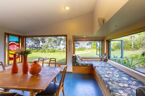 Photo of property in 679 Cove Road, Waipu, 0582
