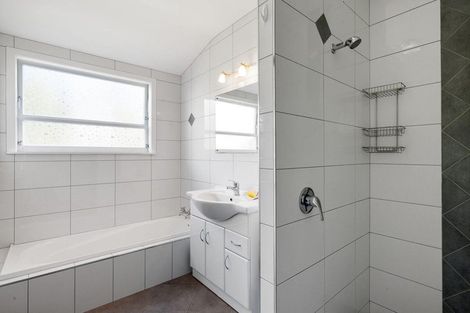 Photo of property in 38 Byron Street, Leamington, Cambridge, 3432