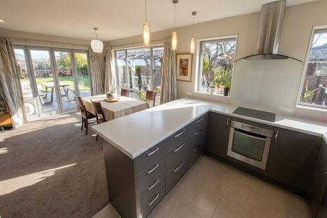 Photo of property in 5 Oak Tree Lane, Rangiora, 7400