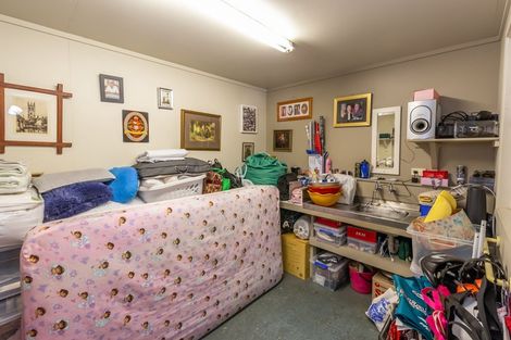 Photo of property in 71a Maces Road, Bromley, Christchurch, 8062