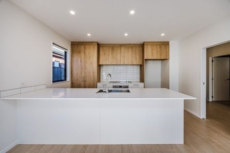 Photo of property in 126 Pepene Avenue, Takanini, 2112