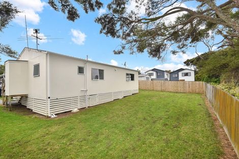 Photo of property in 25a West Harbour Drive, West Harbour, Auckland, 0618