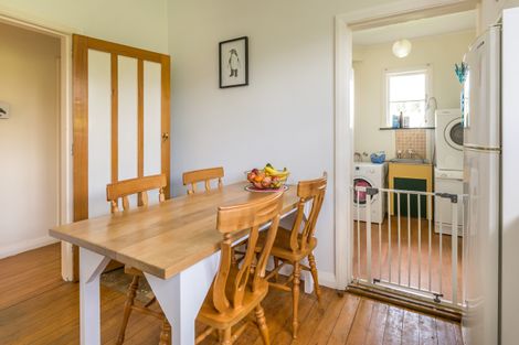 Photo of property in 123 Selwyn Street, Somerfield, Christchurch, 8024