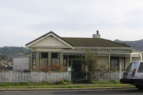 Photo of property in 20 Meridian Street, Port Chalmers, 9023