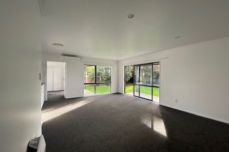 Photo of property in 1216a Norfolk Crescent, Mayfair, Hastings, 4122