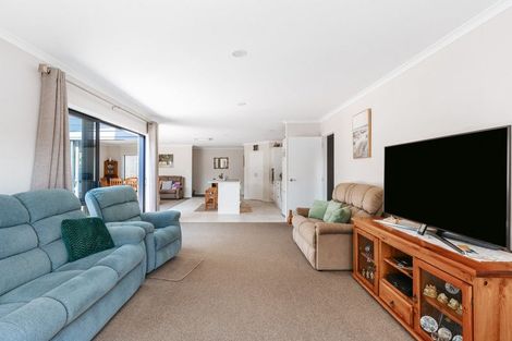 Photo of property in 250 Hamurana Road, Omokoroa, 3114