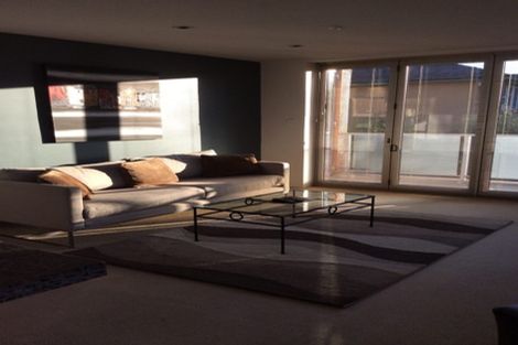 Photo of property in 33c Cranmer Square, Christchurch Central, Christchurch, 8013