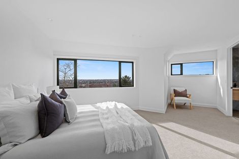 Photo of property in 24 Nehru Place, Cashmere, Christchurch, 8022