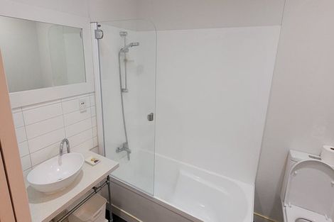 Photo of property in Luxford Villas, 107/72 Herald Street, Berhampore, Wellington, 6023