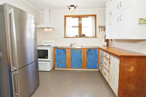 Photo of property in 5 Moule Place, Fairfield, Hamilton, 3214