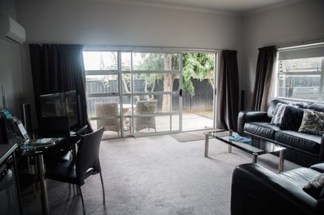 Photo of property in 24 Cologne Street, Martinborough, 5711