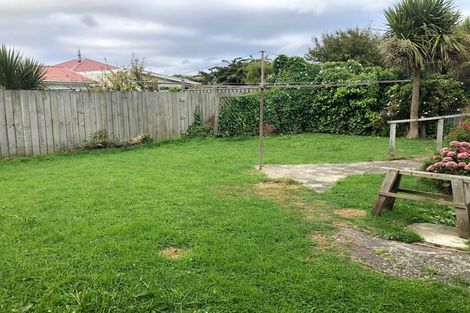 Photo of property in 19 Cranley Street, Musselburgh, Dunedin, 9013