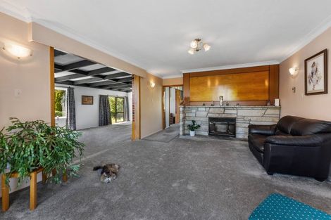 Photo of property in 18a Hawthorn Crescent, Stokes Valley, Lower Hutt, 5019