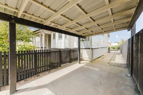 Photo of property in 24 Albert Street, Saint Clair, Dunedin, 9012