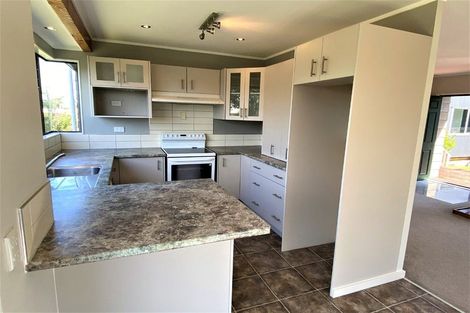 Photo of property in 20 Harbour Crest Drive, Waiuku, 2123