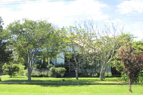 Photo of property in 213 Harris Street, Inner Kaiti, Gisborne, 4010