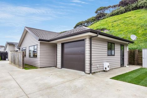 Photo of property in 27 Moonsail Drive, Whitby, Porirua, 5024