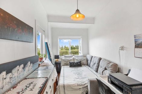 Photo of property in 39 Matai Street, Castlecliff, Whanganui, 4501