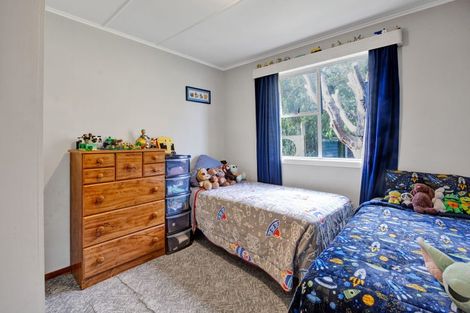 Photo of property in 4 Kerry Lane, Hawera, 4673