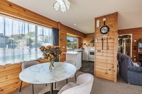 Photo of property in 26 Marchant Place, Westown, New Plymouth, 4310