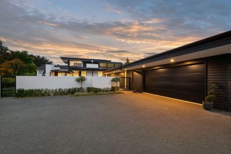 Photo of property in 64 Clyde Road, Ilam, Christchurch, 8041