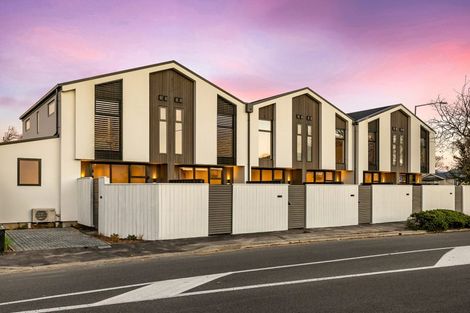 Photo of property in 2/2 Courtenay Street, St Albans, Christchurch, 8014