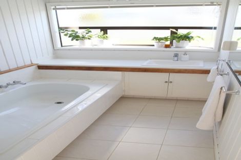Photo of property in 8b Himalaya Crescent, Lynfield, Auckland, 1042
