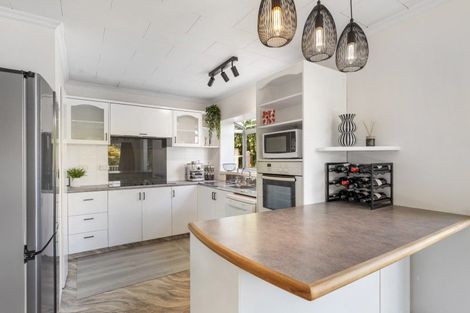 Photo of property in 28a Marchant Place, Westown, New Plymouth, 4310