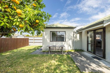 Photo of property in 2/1107 Saint Aubyn Street East, Parkvale, Hastings, 4122