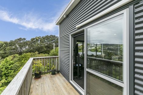 Photo of property in 3b Chester Road, Tawa, Wellington, 5028